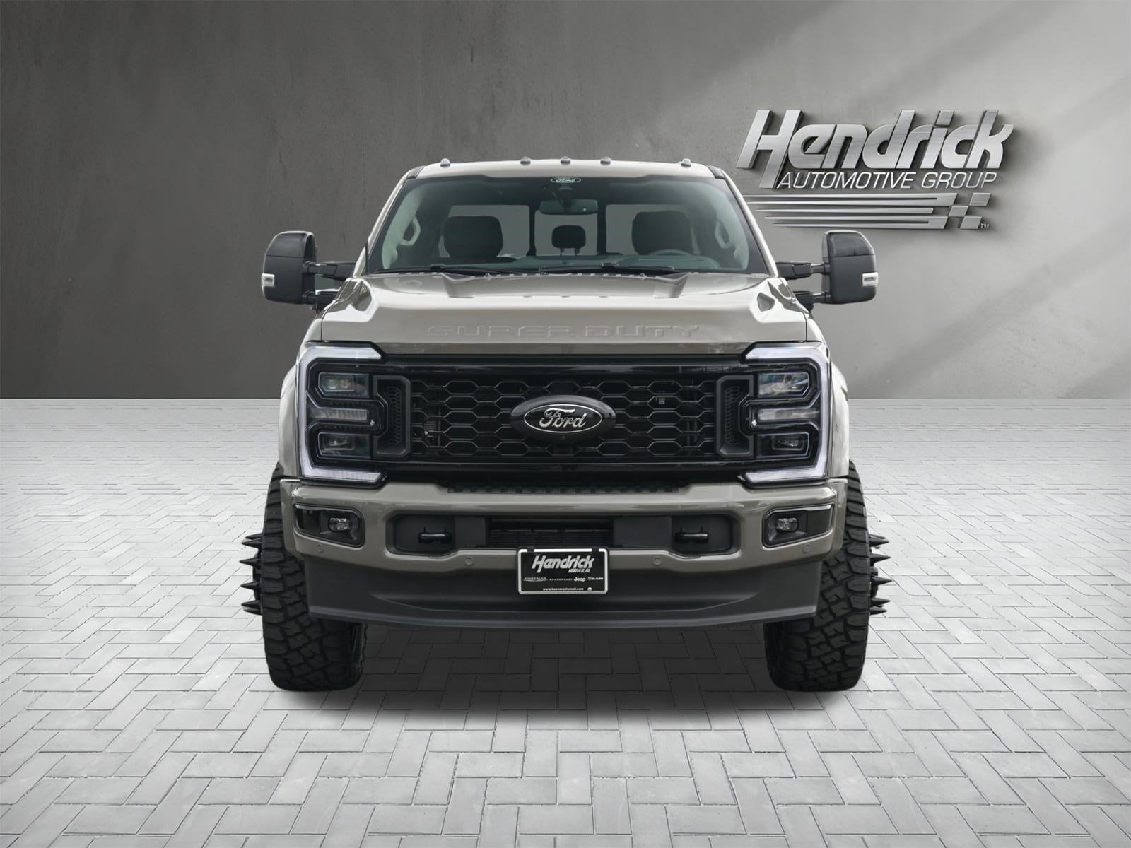 2026 Ford Super Duty F-450 DRW Platinum photo 2