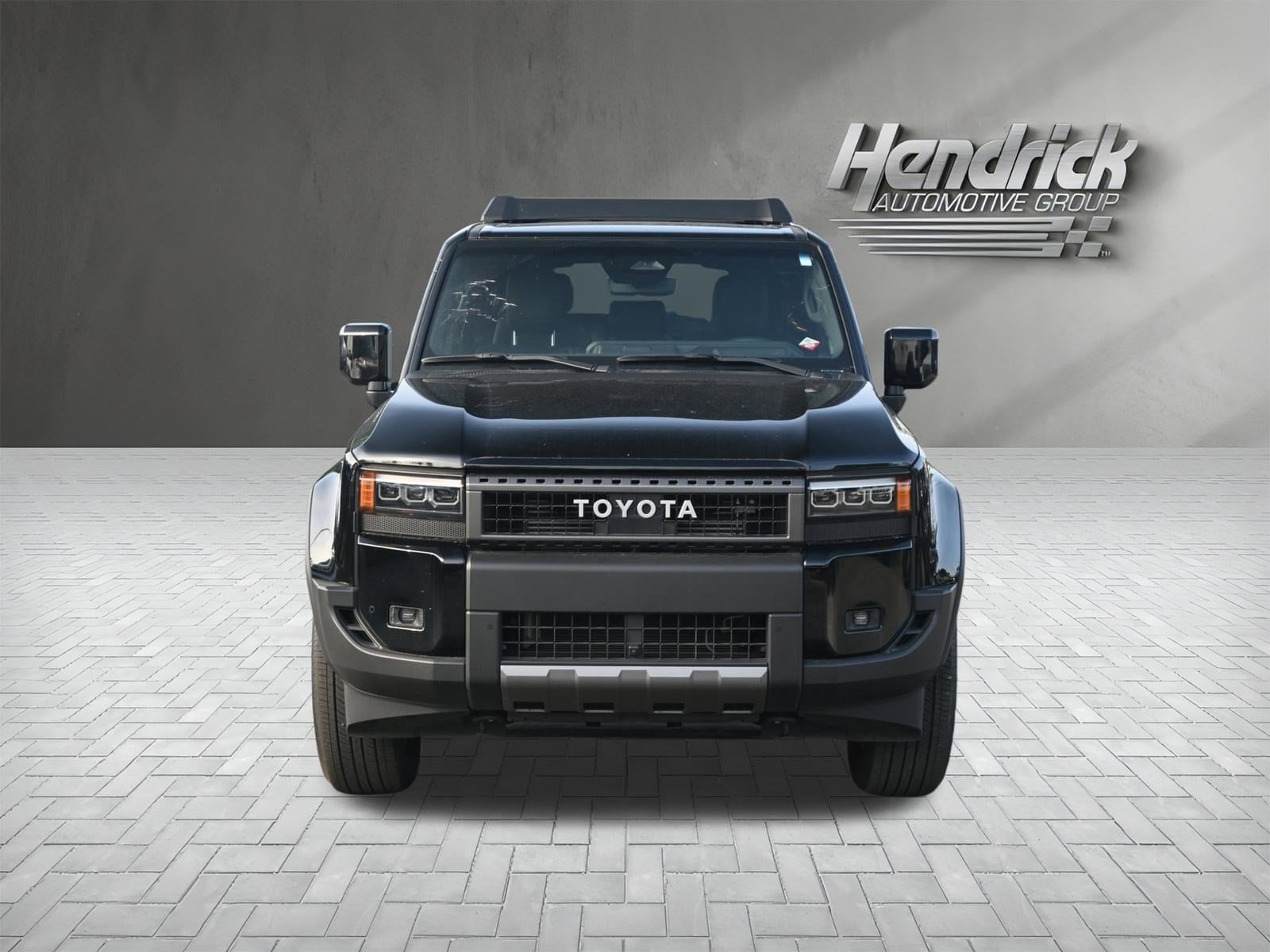 2025 Toyota Land Cruiser photo 2