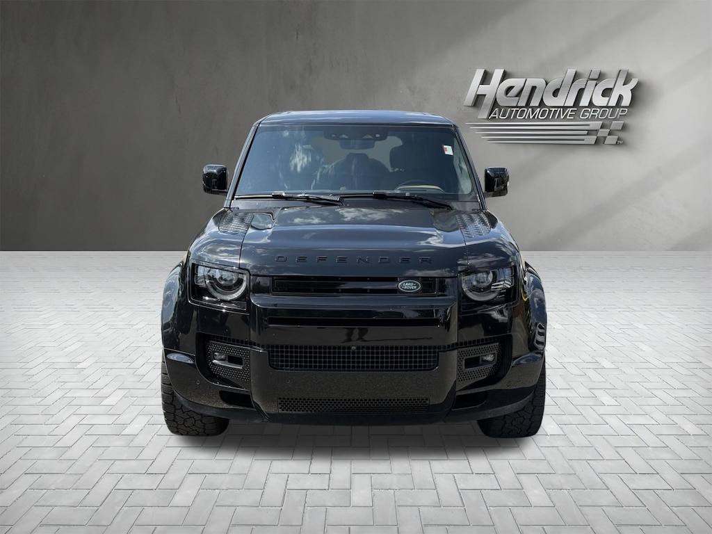 Used 2025 Land Rover Defender V8 SUV