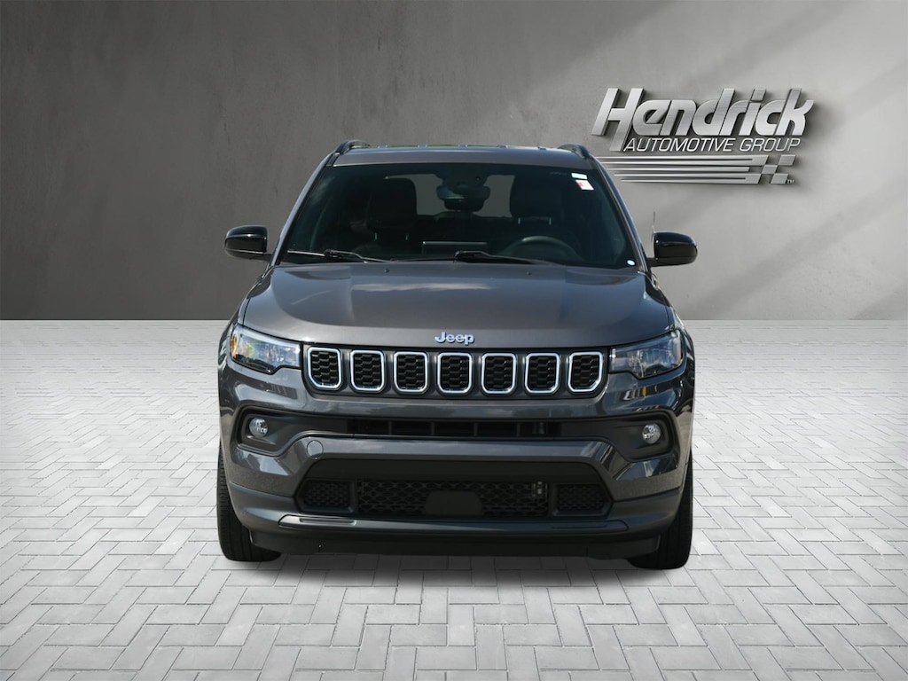 Used 2024 Jeep Compass Latitude Lux SUV