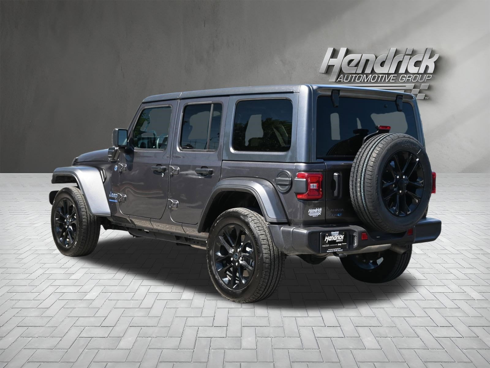 2025 Jeep Wrangler 4xe Sahara photo 3