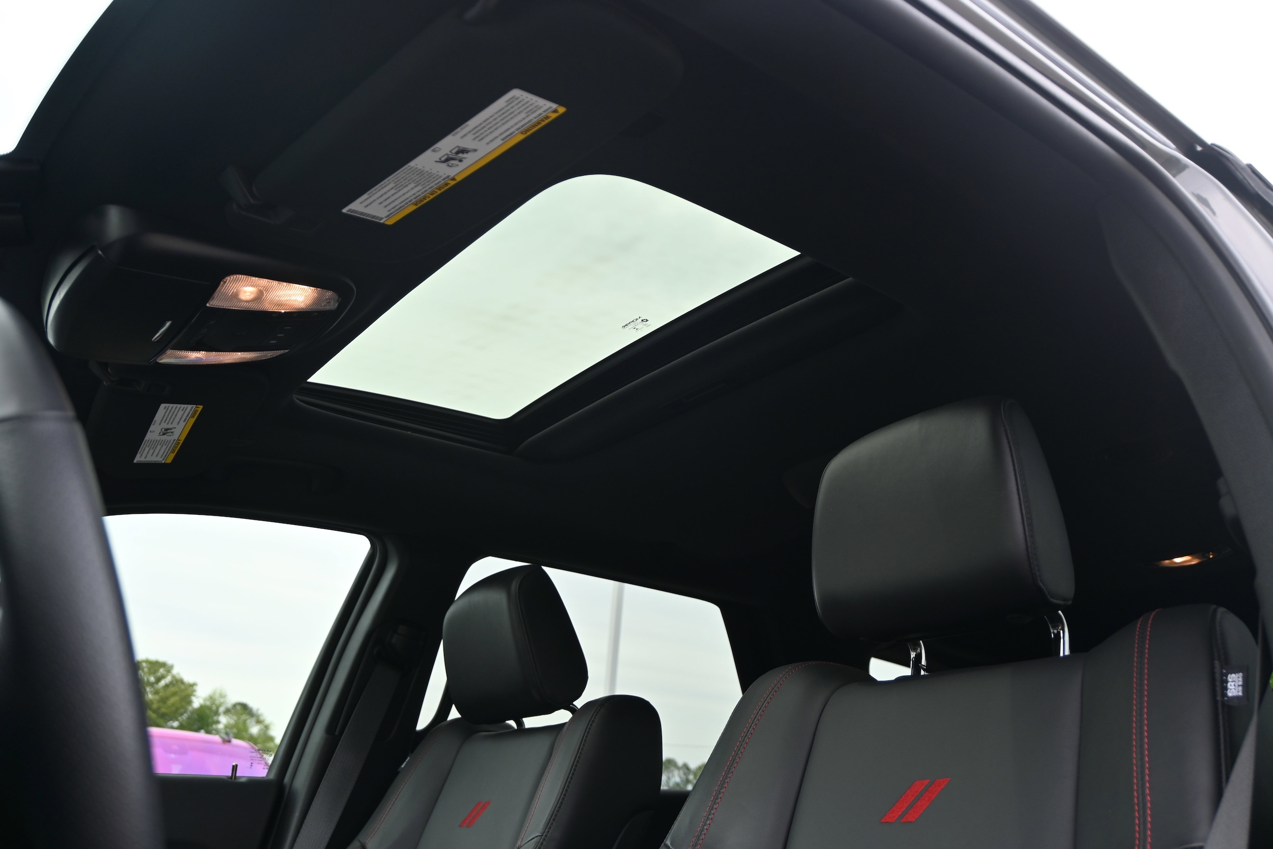 2026 Dodge Durango GT Plus HEMI V8 photo 3