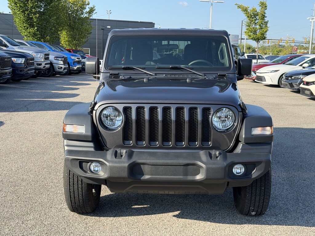 Used 2022 Jeep Wrangler Unlimited Sport Convertible