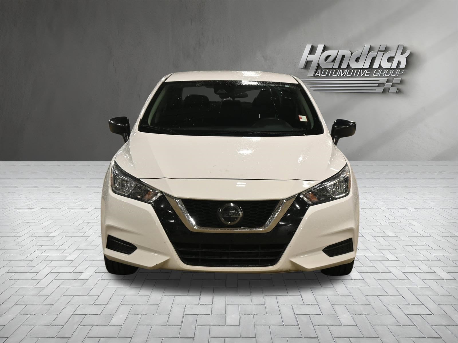Nissan Versa S