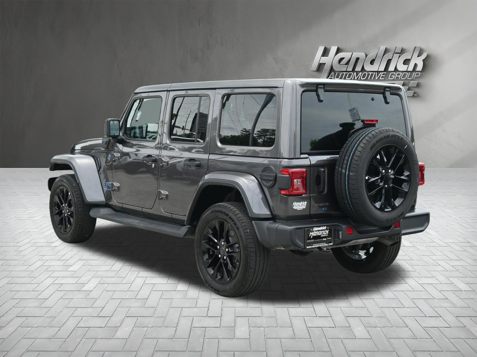 2025 Jeep Wrangler 4xe Sahara photo 6