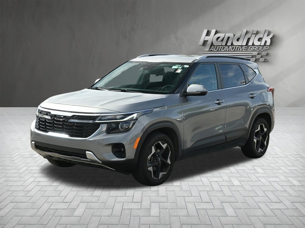 Used 2025 Kia Seltos EX SUV