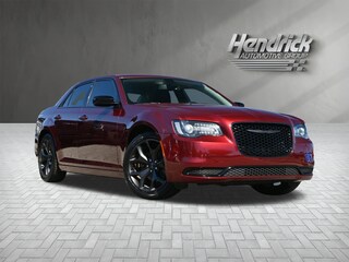 2021 Chrysler 300 Touring Sedan