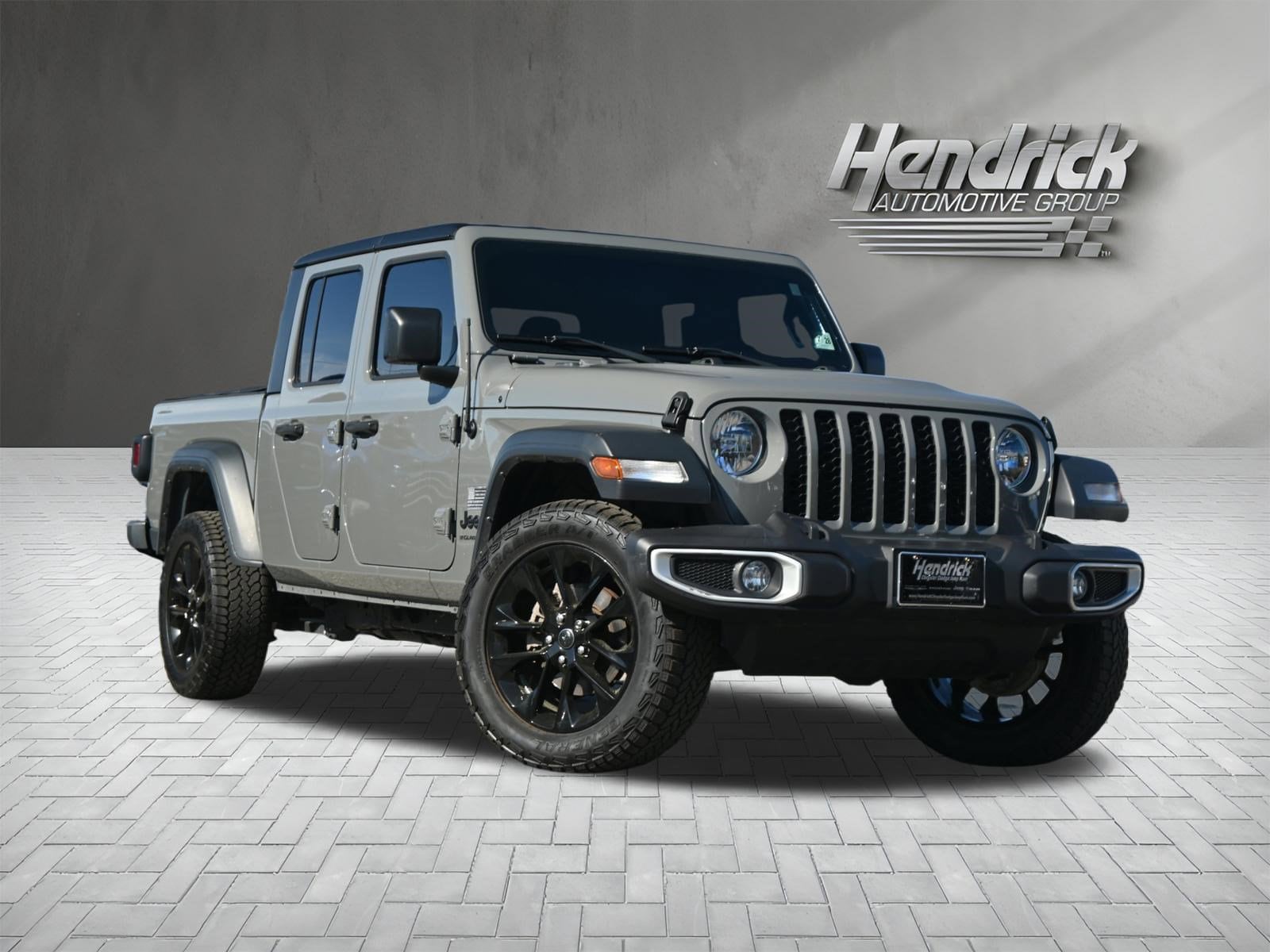 2023 Jeep Gladiator Sport photo 2