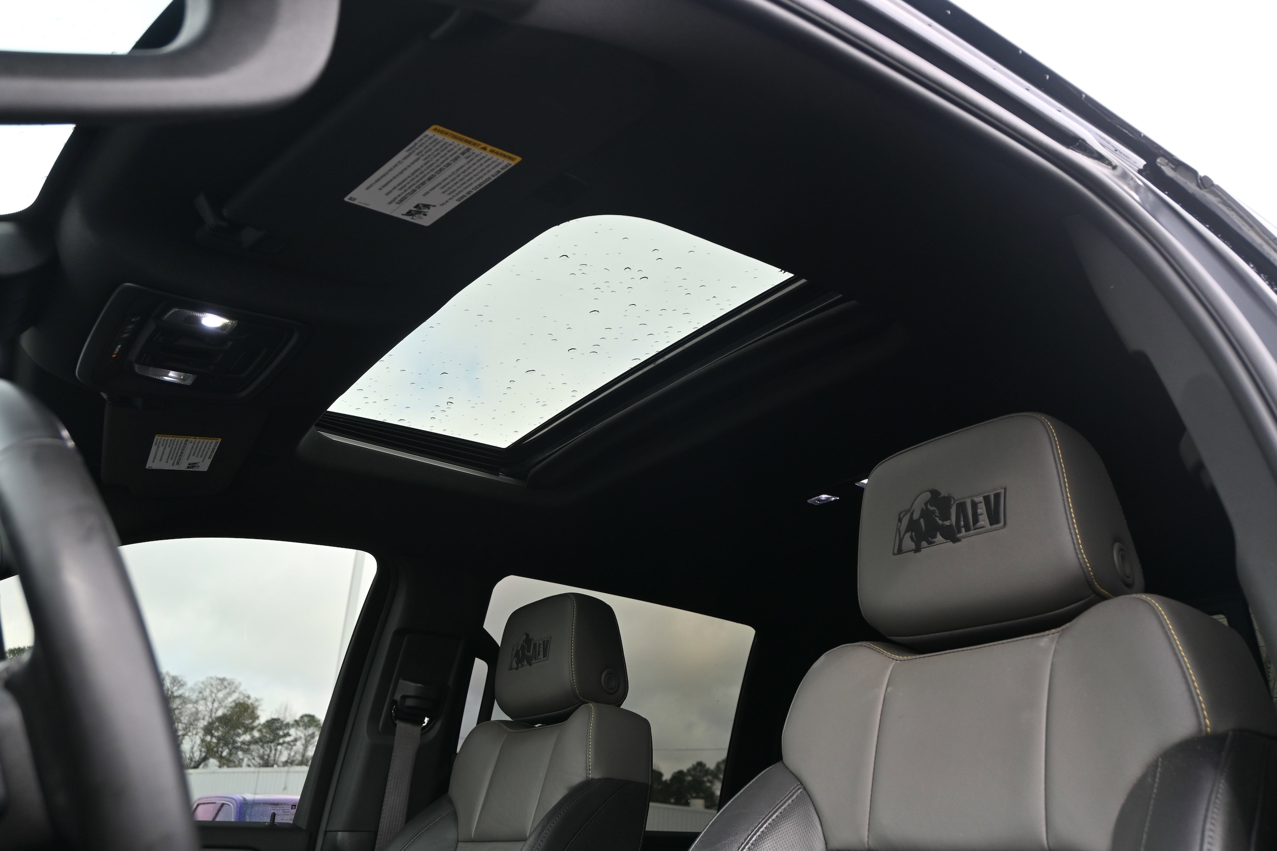 2024 Chevrolet Silverado 2500HD ZR2 photo 3