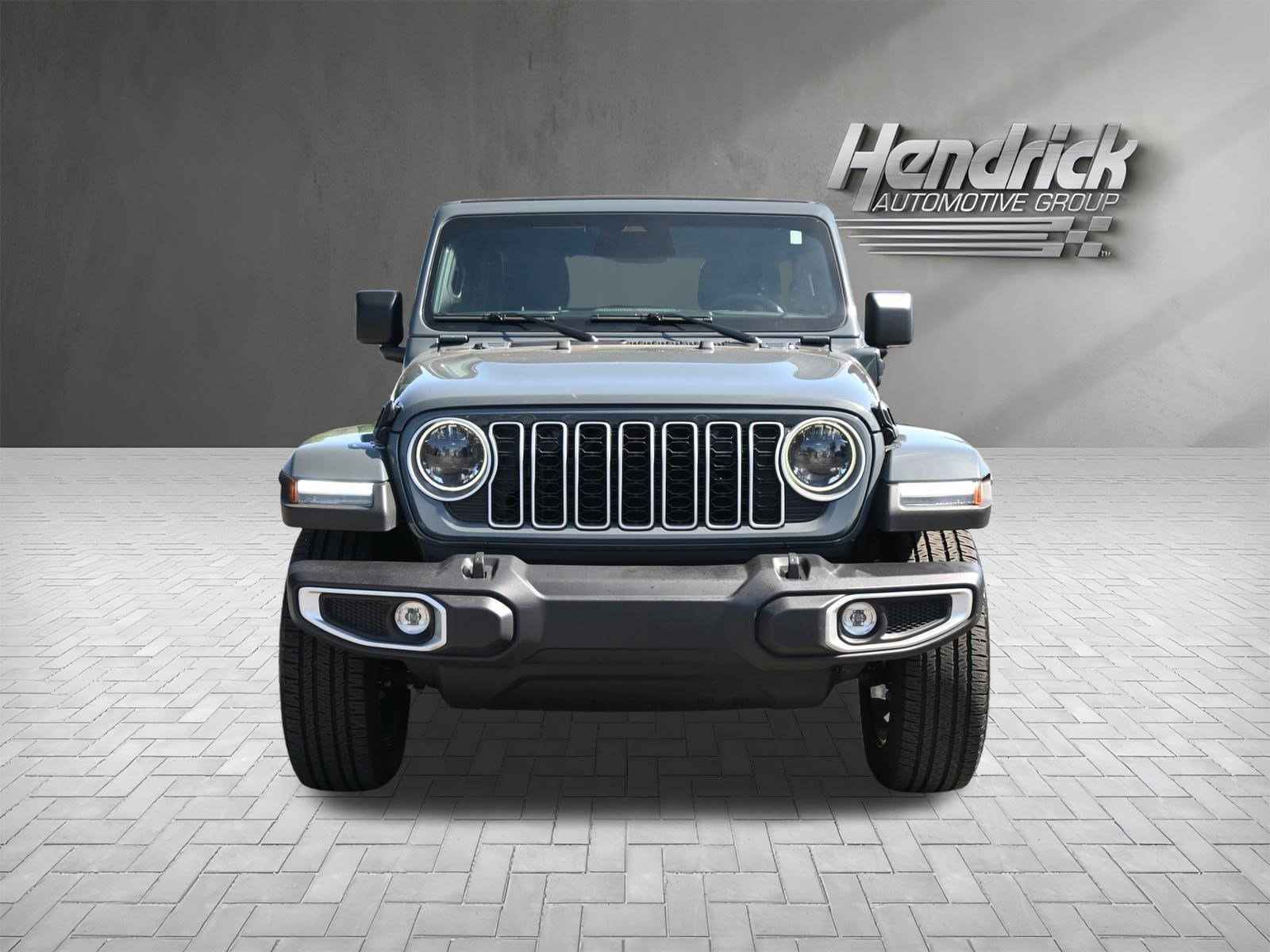 2025 Jeep Wrangler 4xe Sahara photo 2