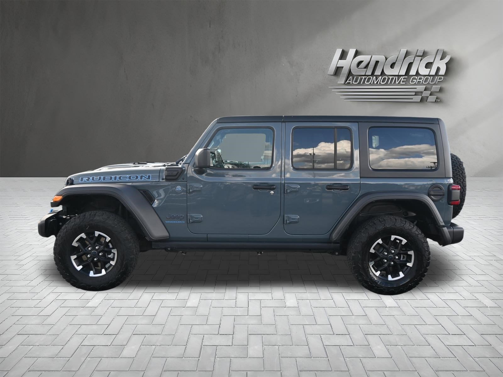 2025 Jeep Wrangler 4xe Rubicon photo 3