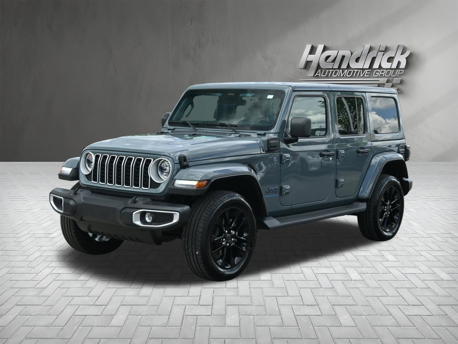 2025 Jeep Wrangler 4xe Sahara photo 6