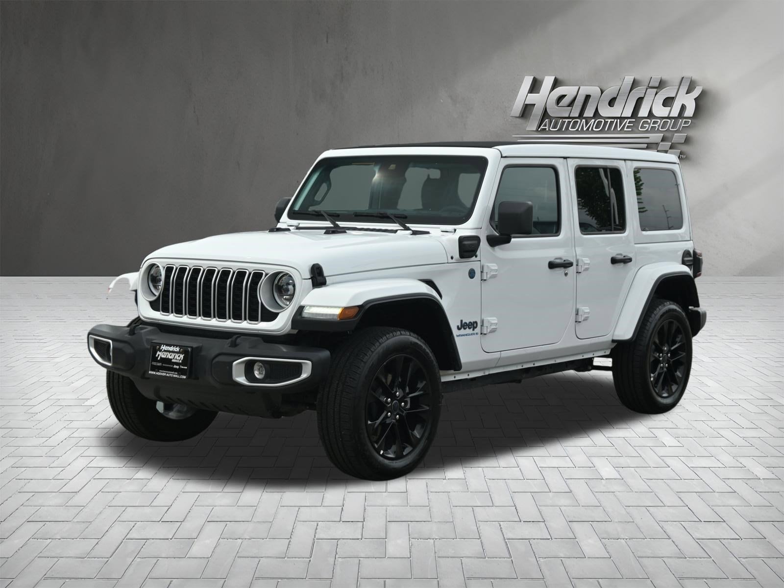 2025 Jeep Wrangler 4xe Sahara photo 4