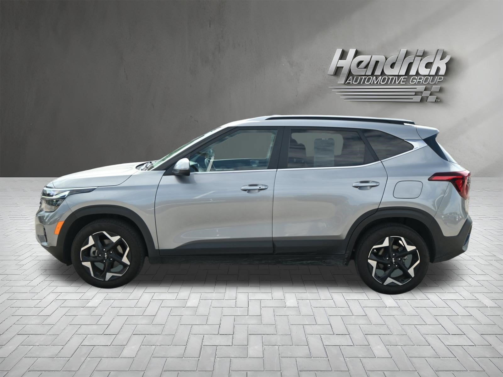 Kia Seltos EX