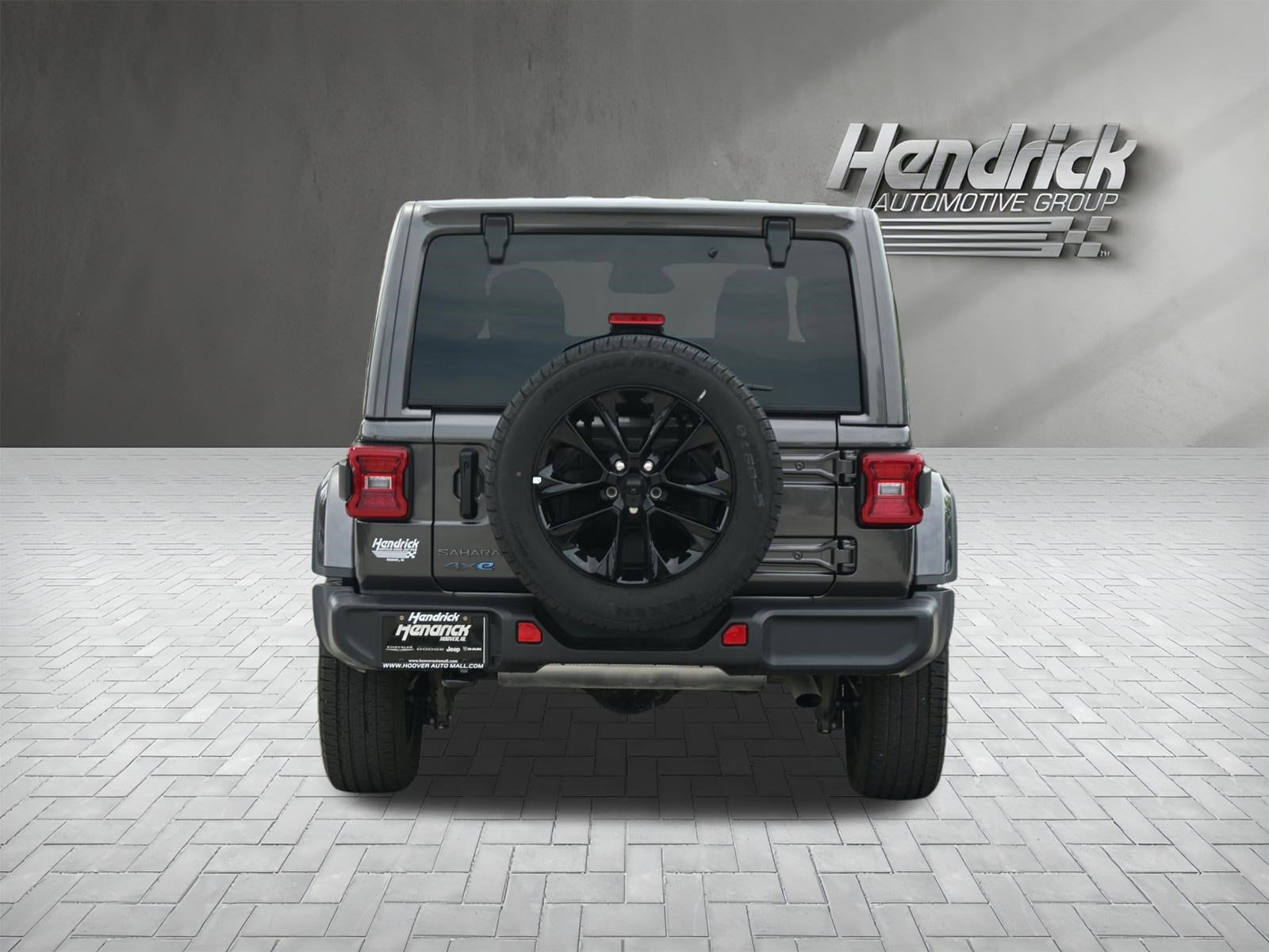 2025 Jeep Wrangler 4xe Sahara photo 3