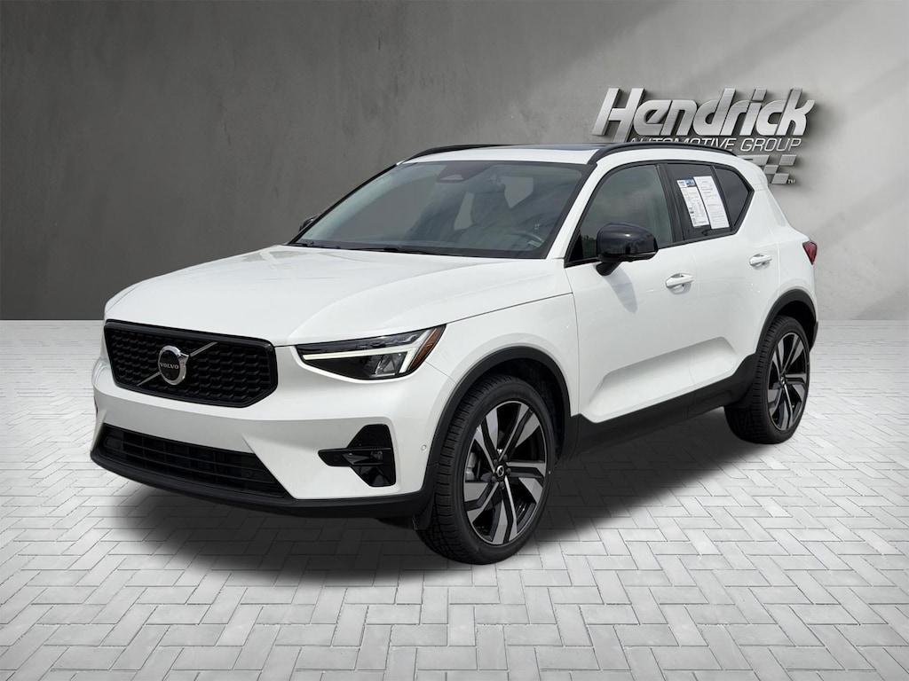 Used 2023 Volvo XC40 Plus Dark Theme SUV
