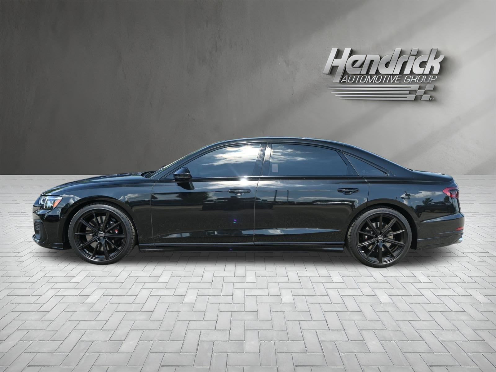 Audi S8