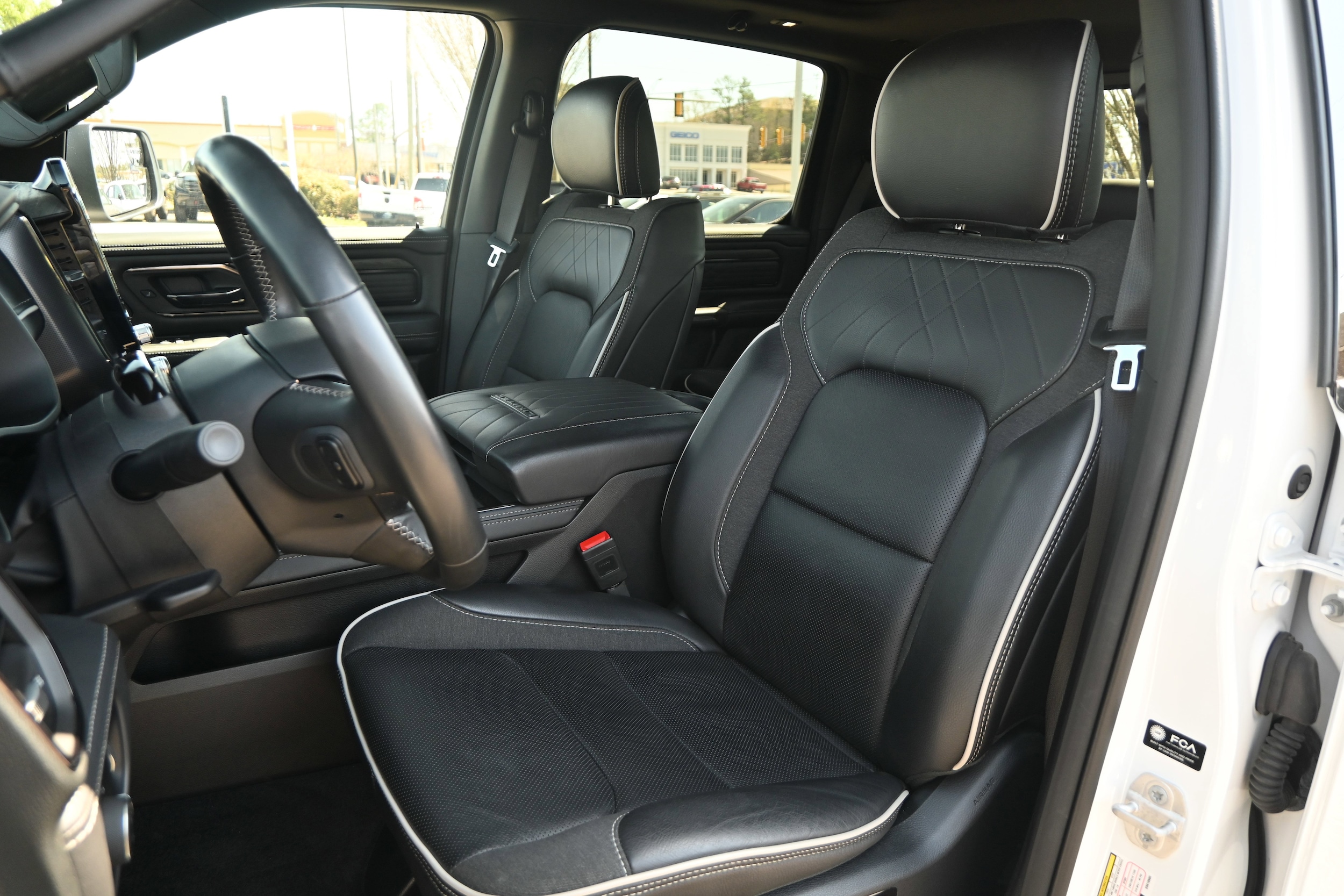 2025 Ram 1500 Limited photo 5