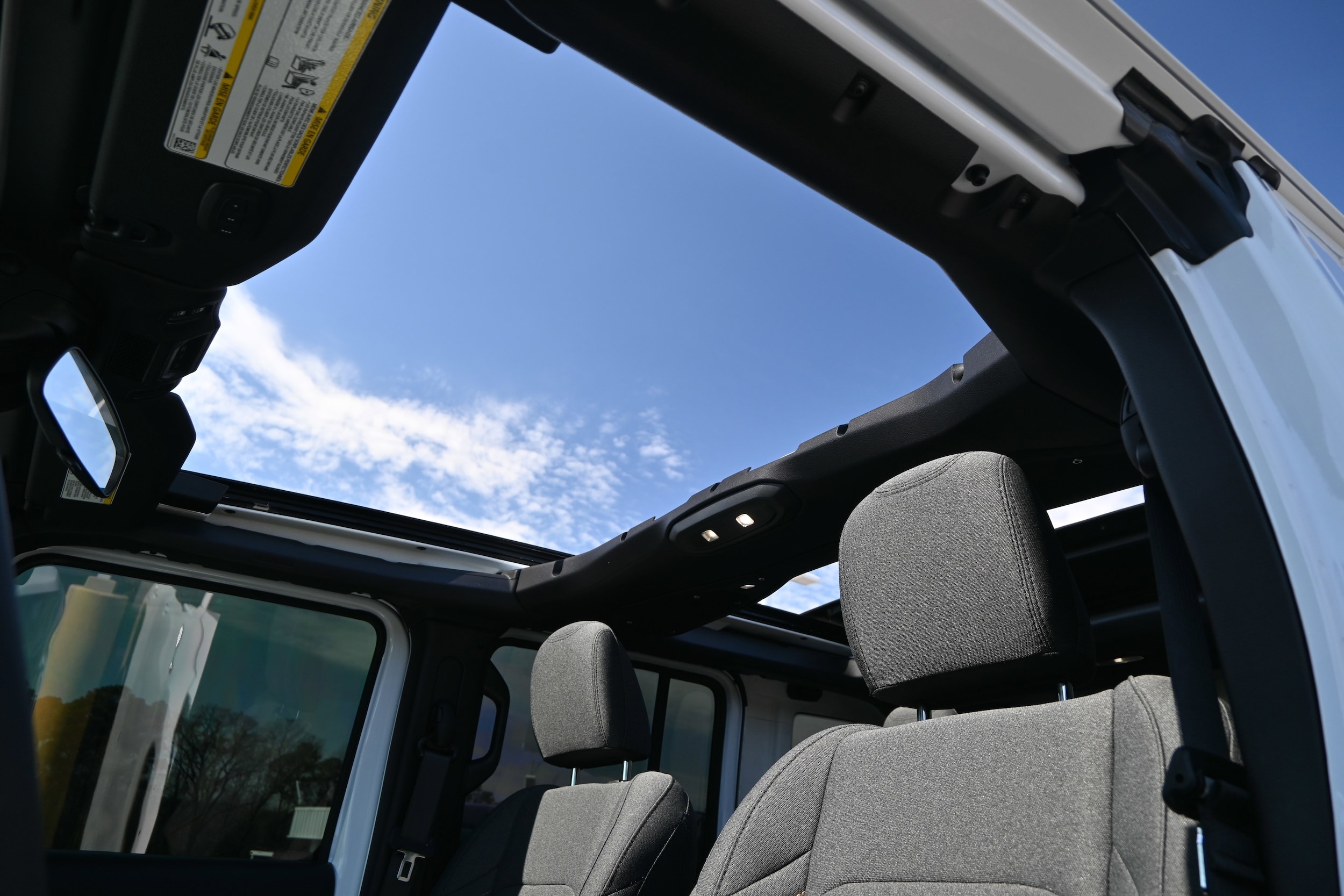 2024 Jeep Wrangler Sport S photo 3