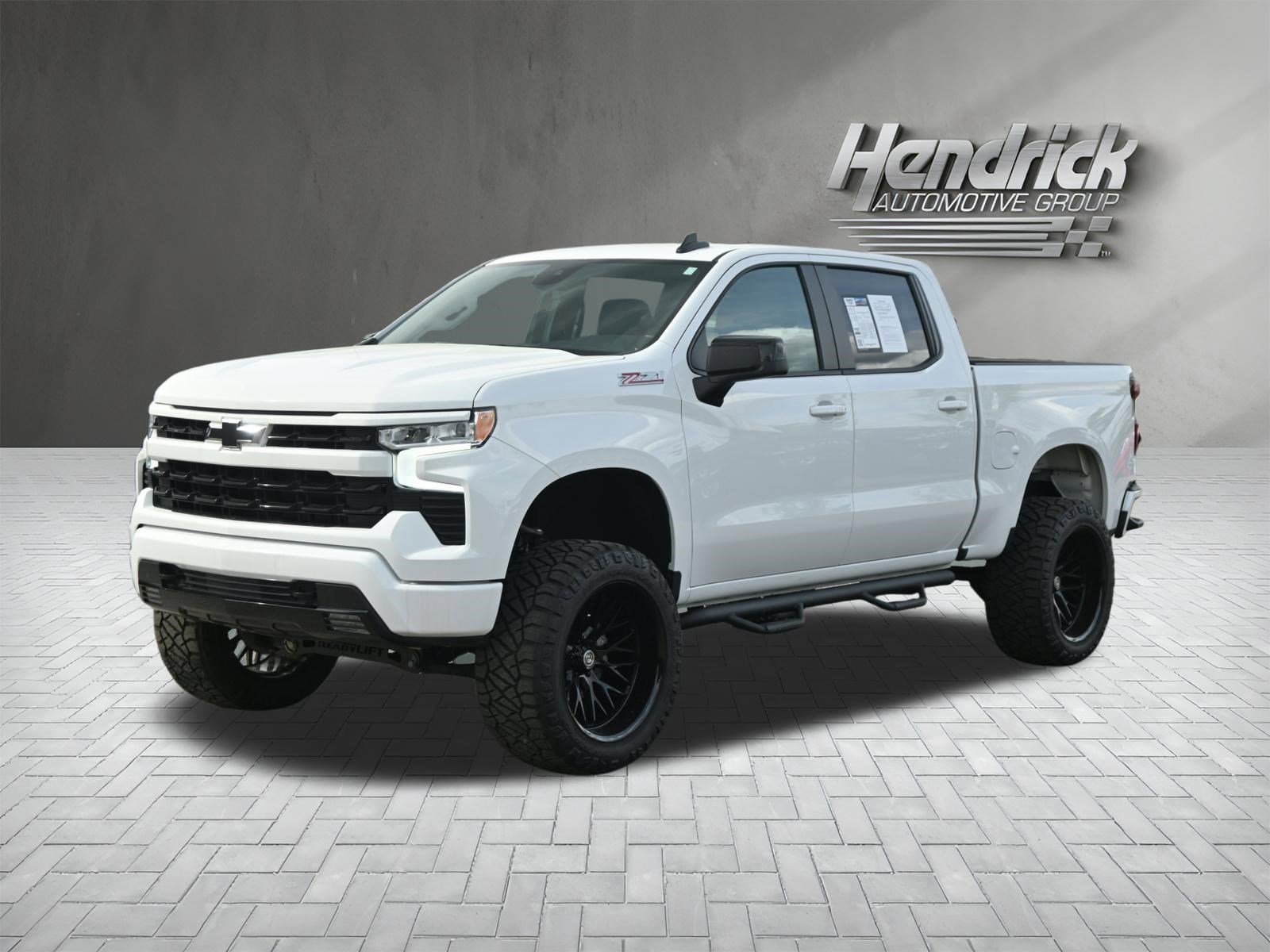 2023 Chevrolet Silverado 1500 RST photo 6