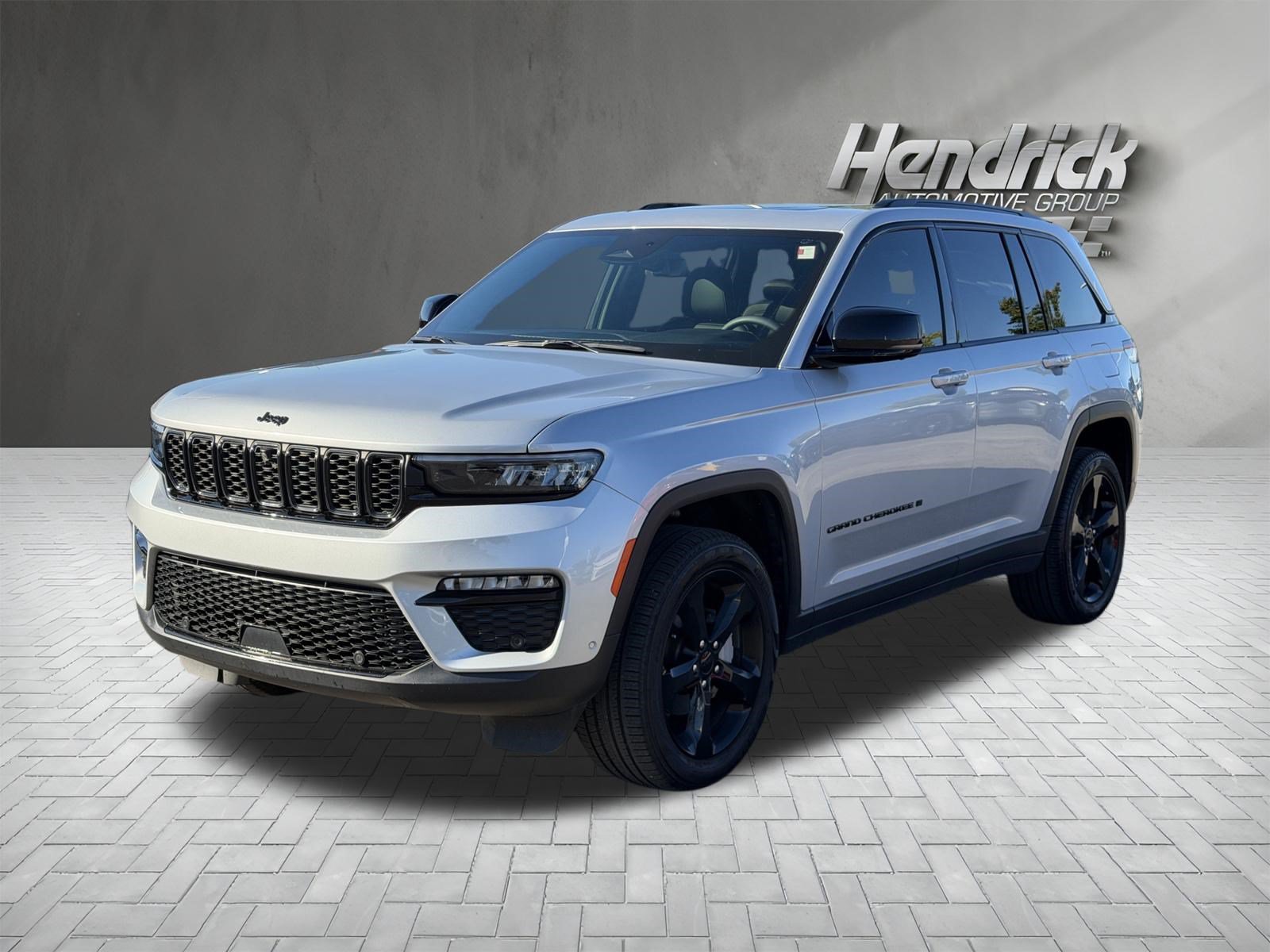 Used 2025 Jeep Grand Cherokee Limited SUV
