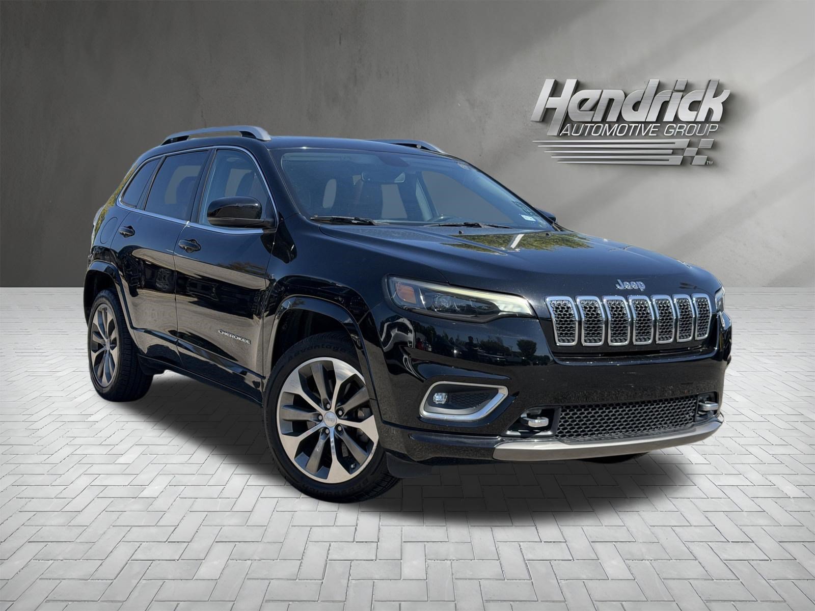 2019 Jeep Cherokee Overland SUV