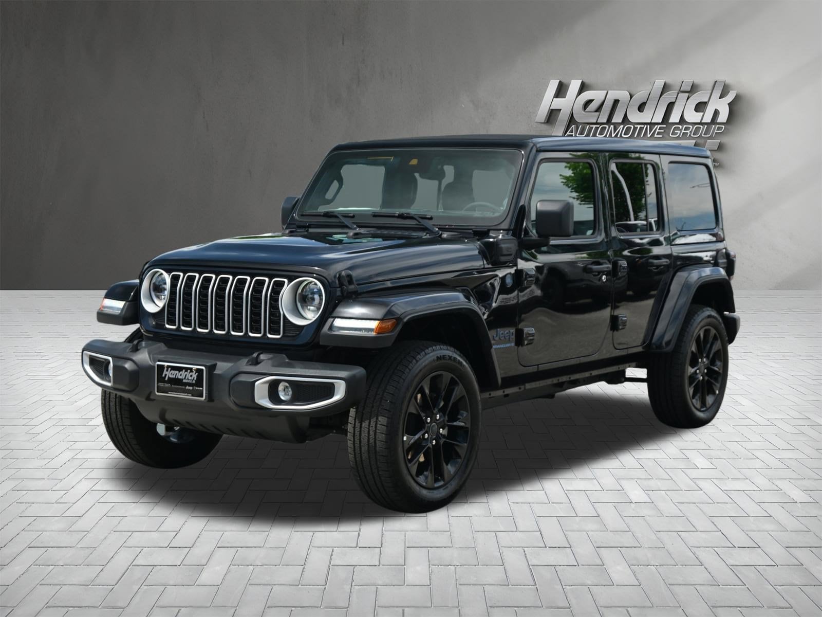 2025 Jeep Wrangler 4xe Sahara photo 4
