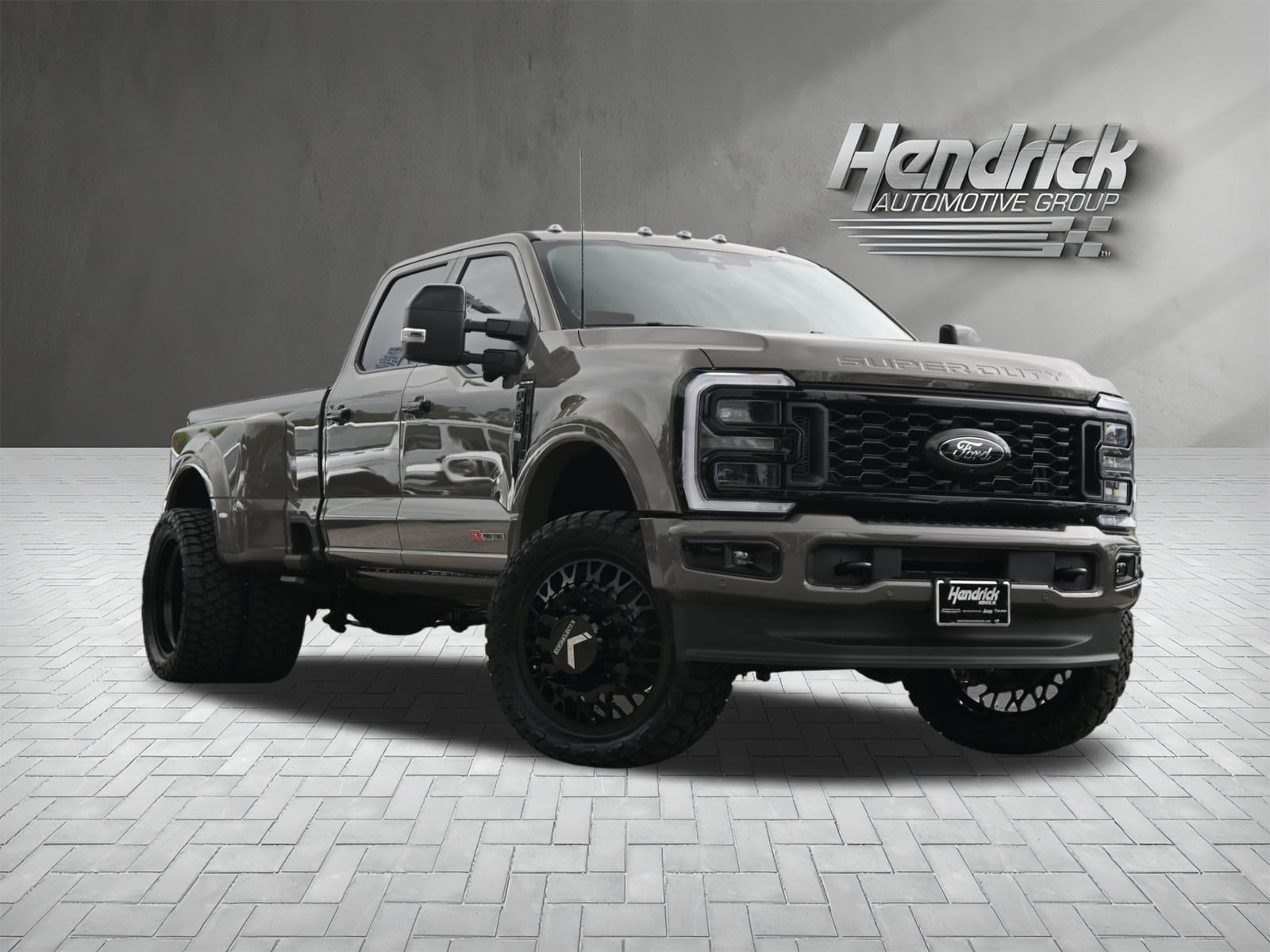 Ford Super Duty F-450 DRW Platinum