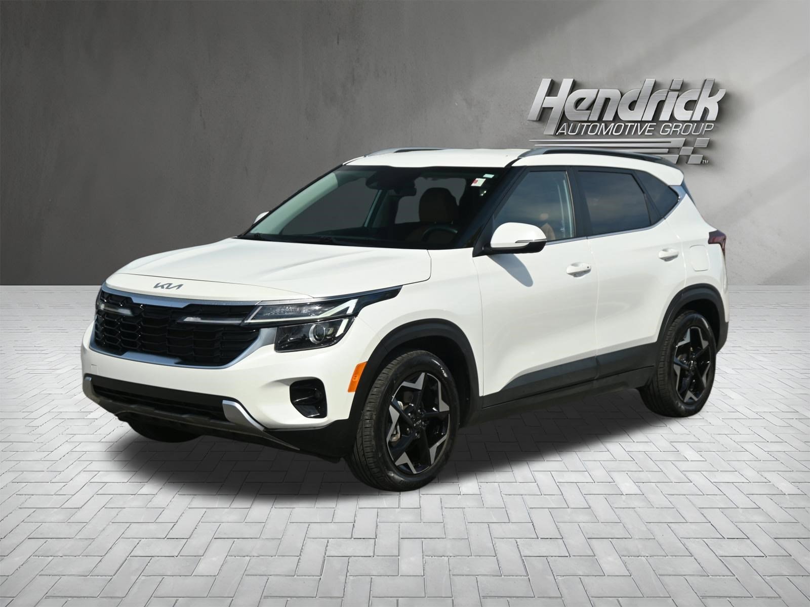 2024 Kia Seltos EX photo 3