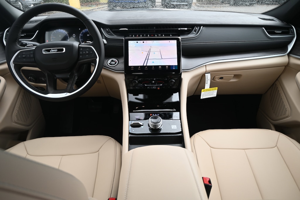 New 2025 Jeep Grand Cherokee Limited SUV