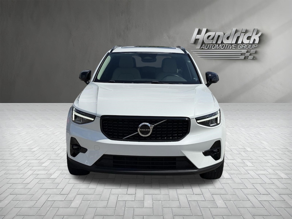 Used 2023 Volvo XC40 Plus Dark Theme SUV