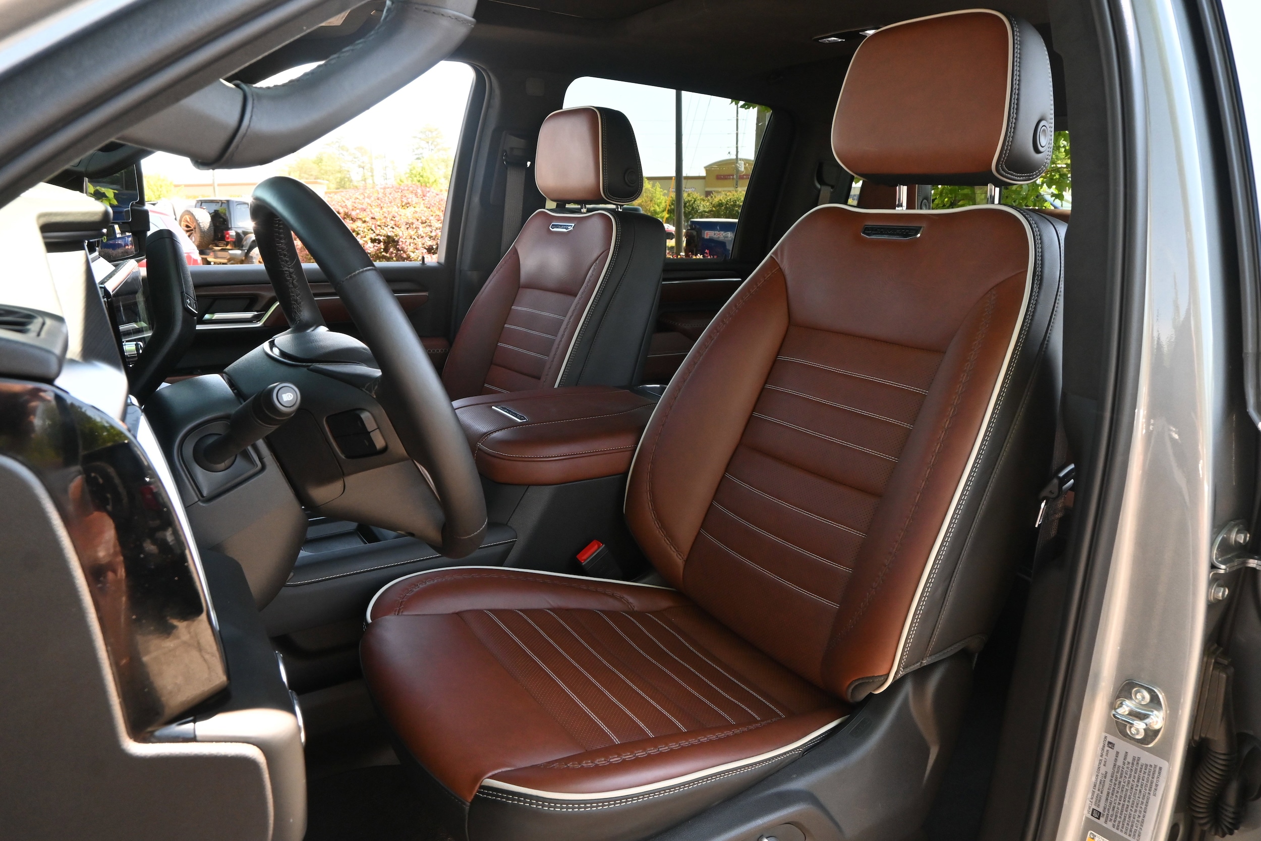 2026 GMC Sierra 2500HD Denali Ultimate photo 5