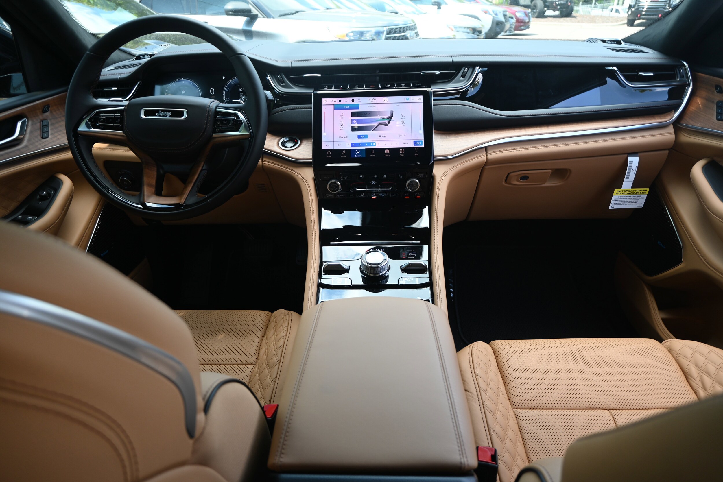 2025 Jeep Grand Cherokee Summit Reserve photo 2