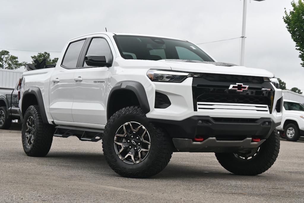 Used 2024 Chevrolet Colorado 4WD ZR2 Pickup