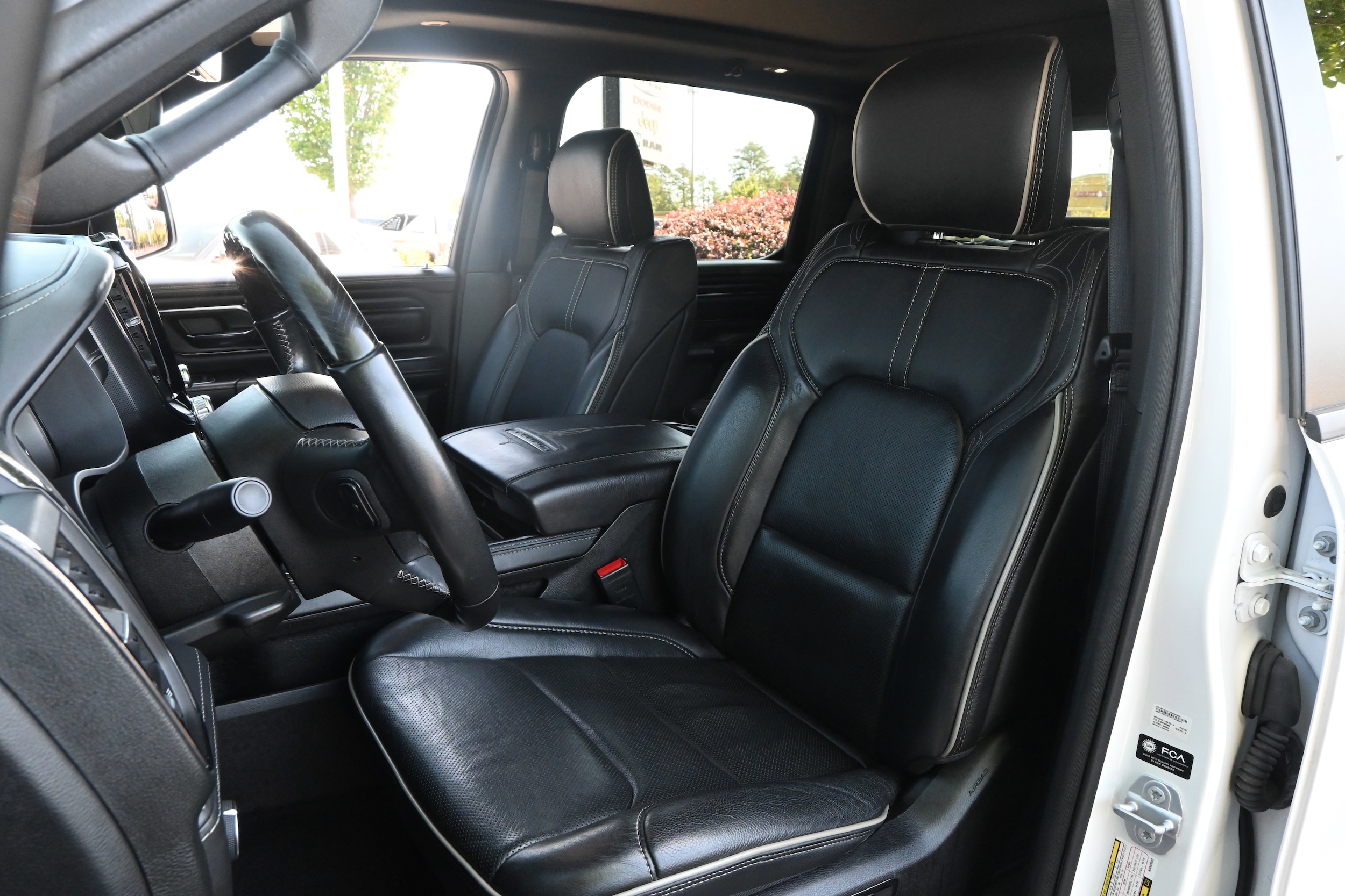 2022 Ram 1500 Limited photo 6