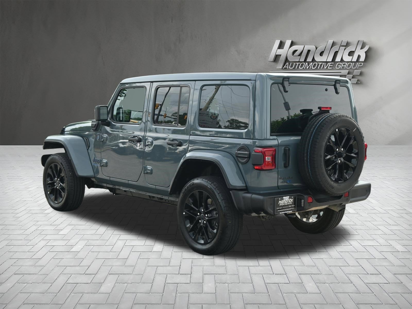 2025 Jeep Wrangler 4xe Sahara photo 3
