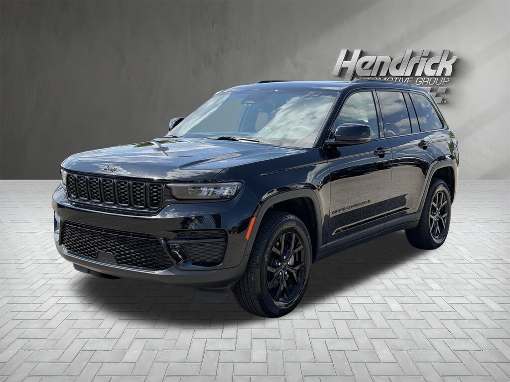 Used 2025 Jeep Grand Cherokee Altitude X SUV