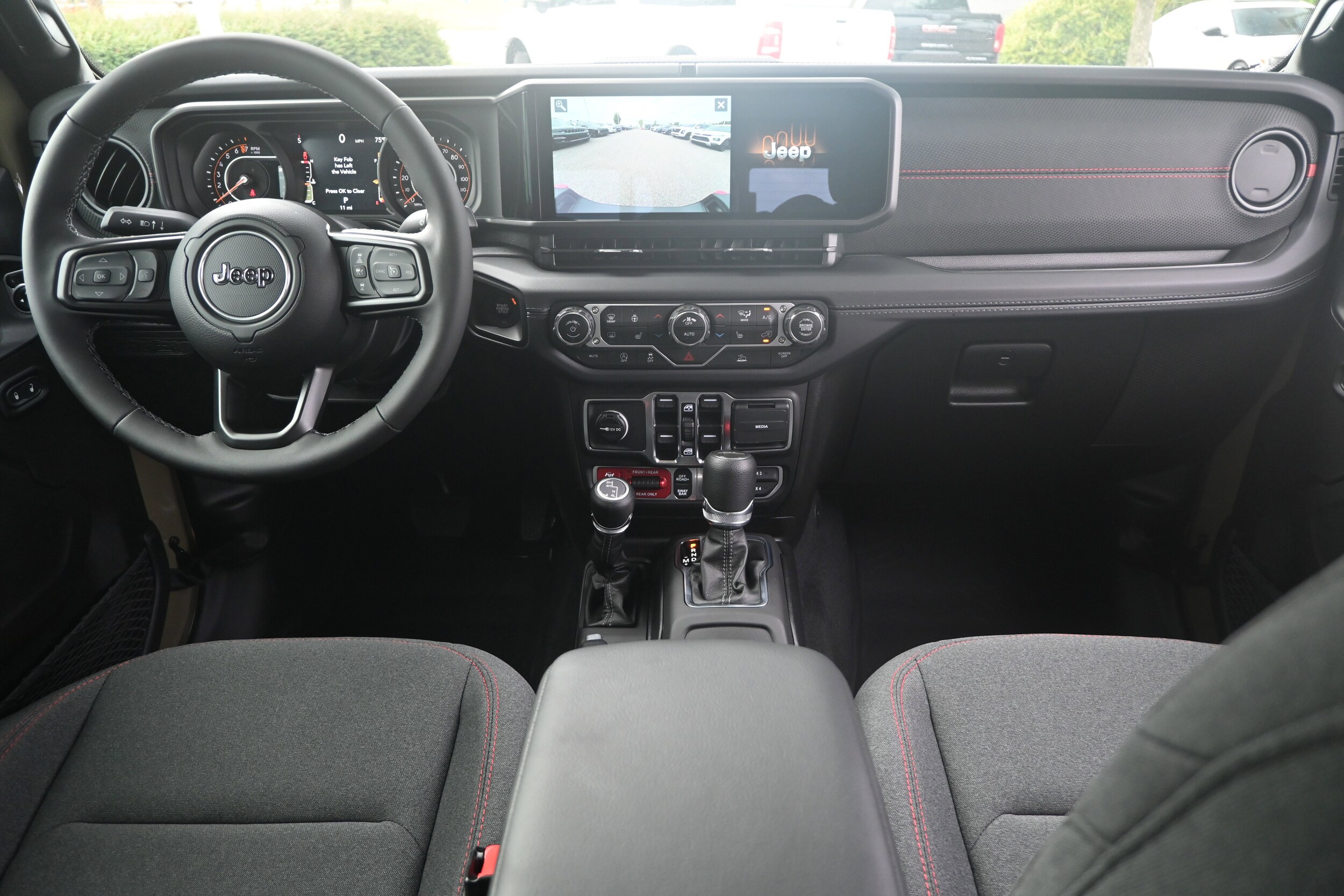 2025 Jeep Gladiator Rubicon photo 2