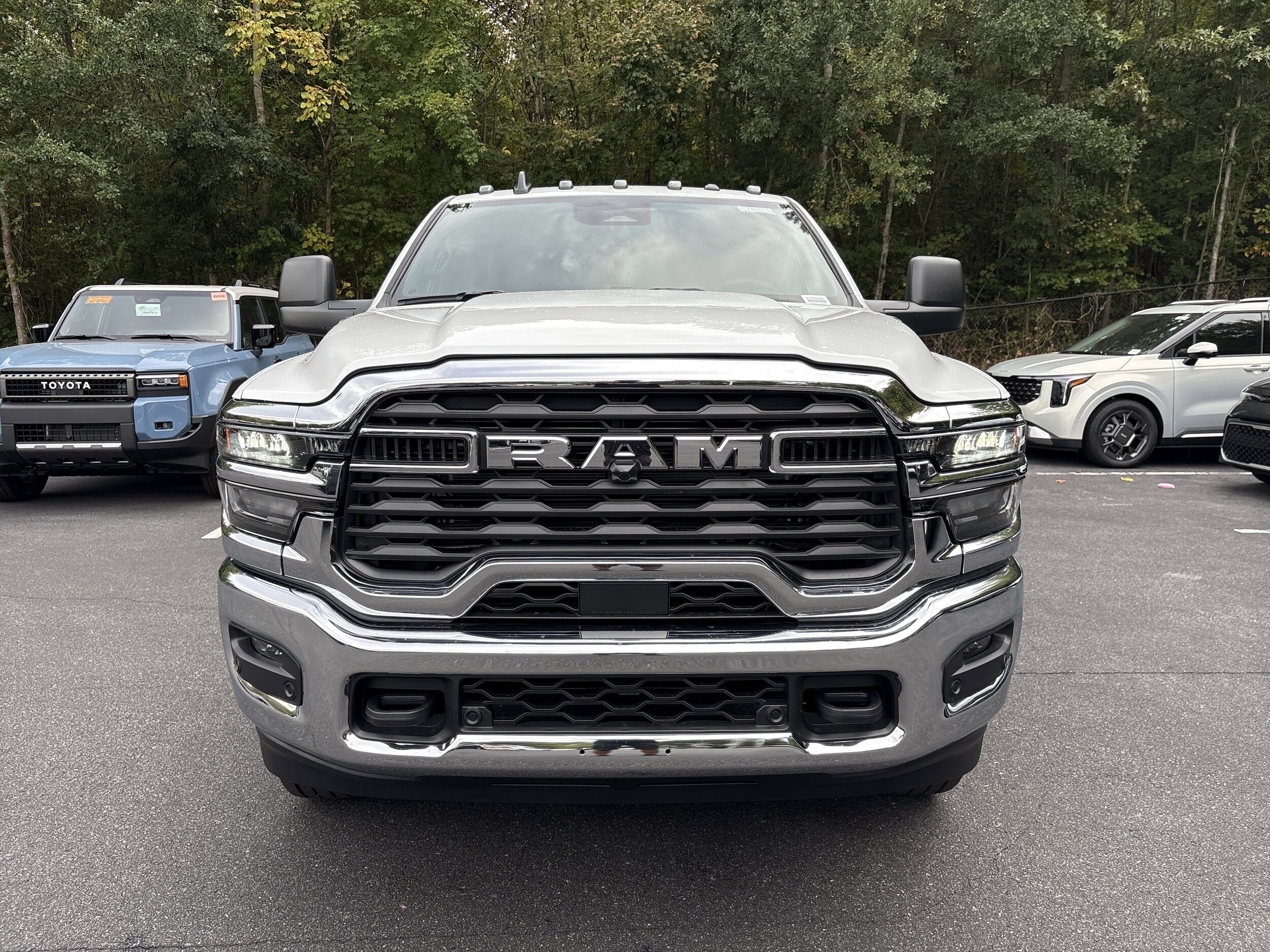 2026 Ram 3500 Tradesman photo 2