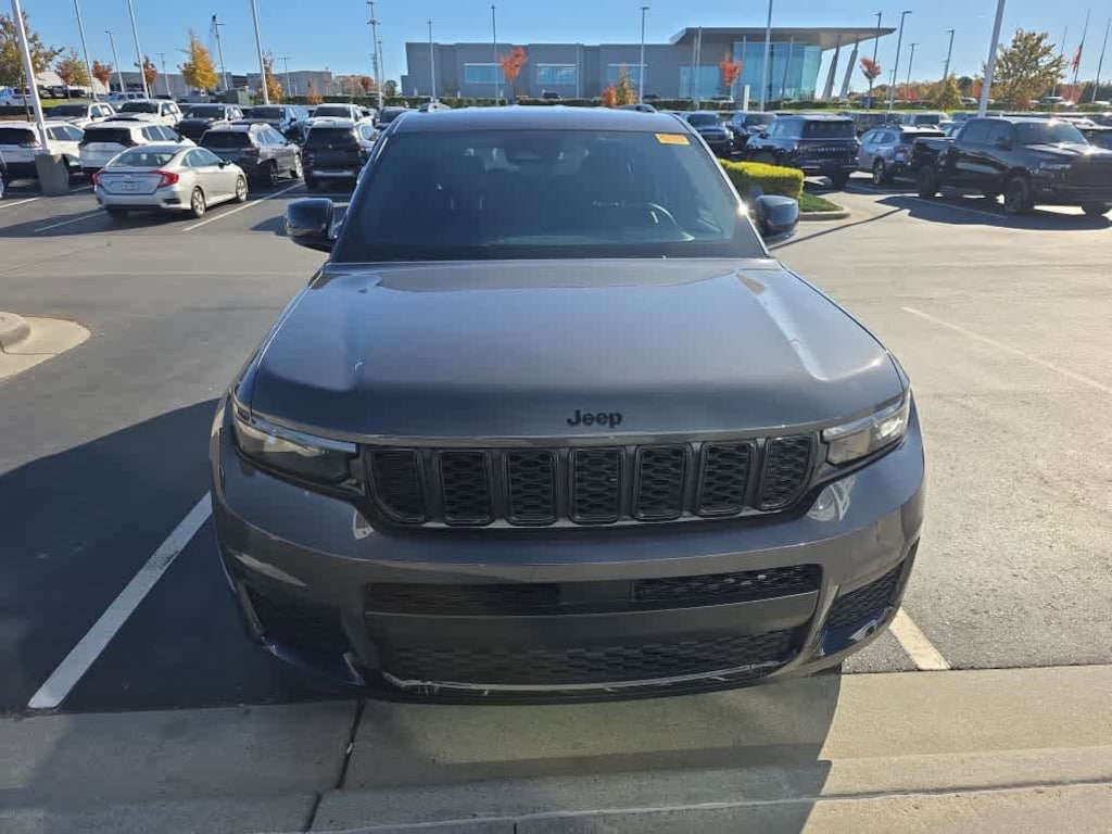 Used 2022 Jeep Grand Cherokee L Altitude SUV