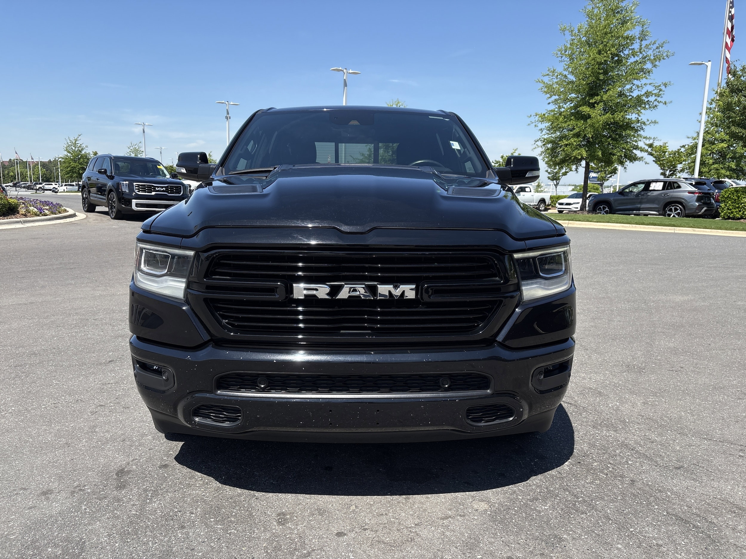 2021 Ram 1500 Laramie photo 2