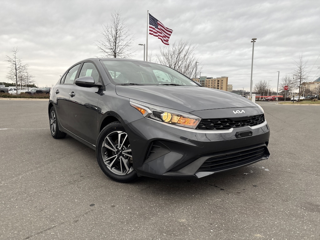 Used 2023 Kia Forte LXS Sedan