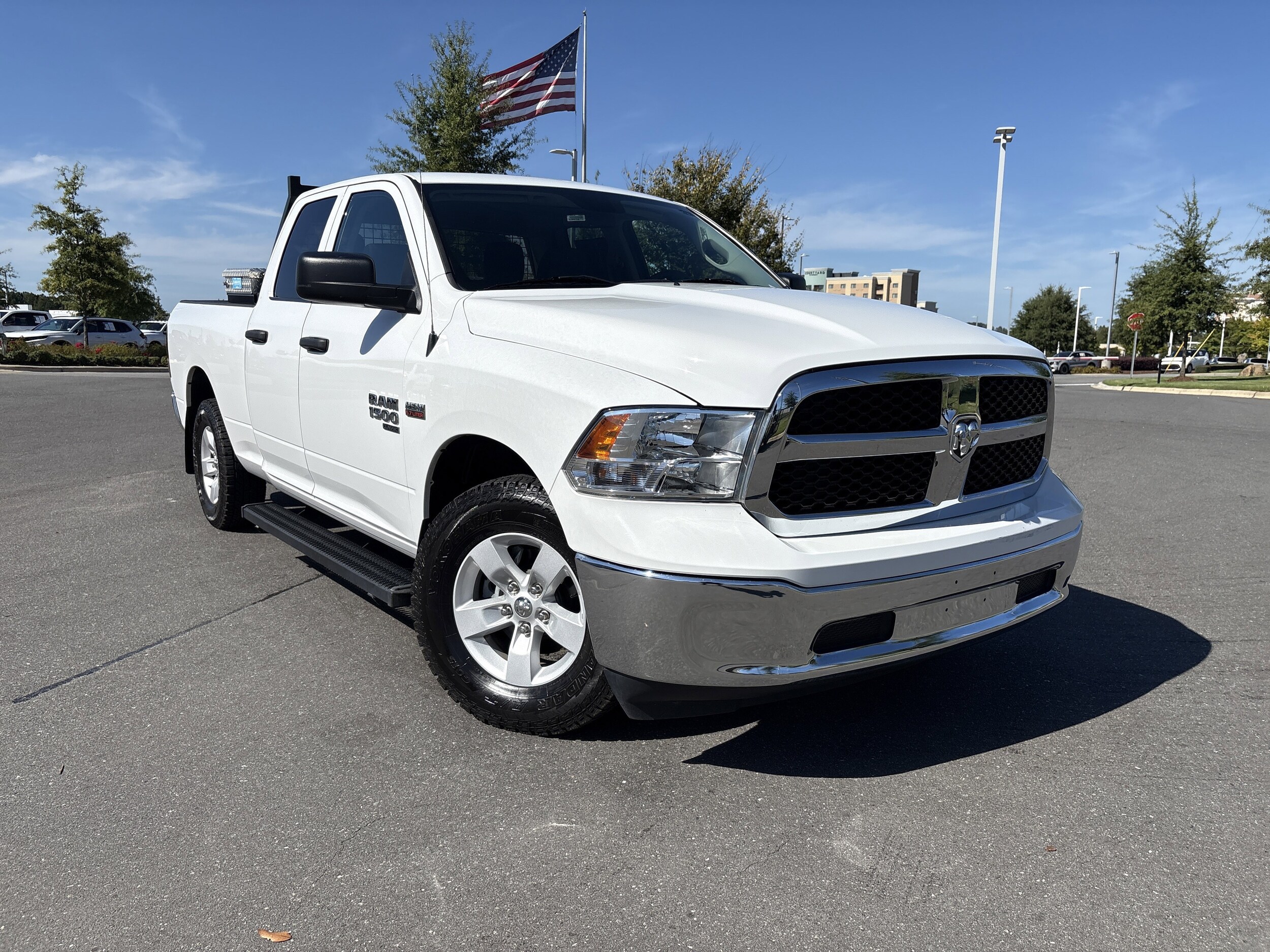 2023 Ram 1500 Classic Tradesman photo 2