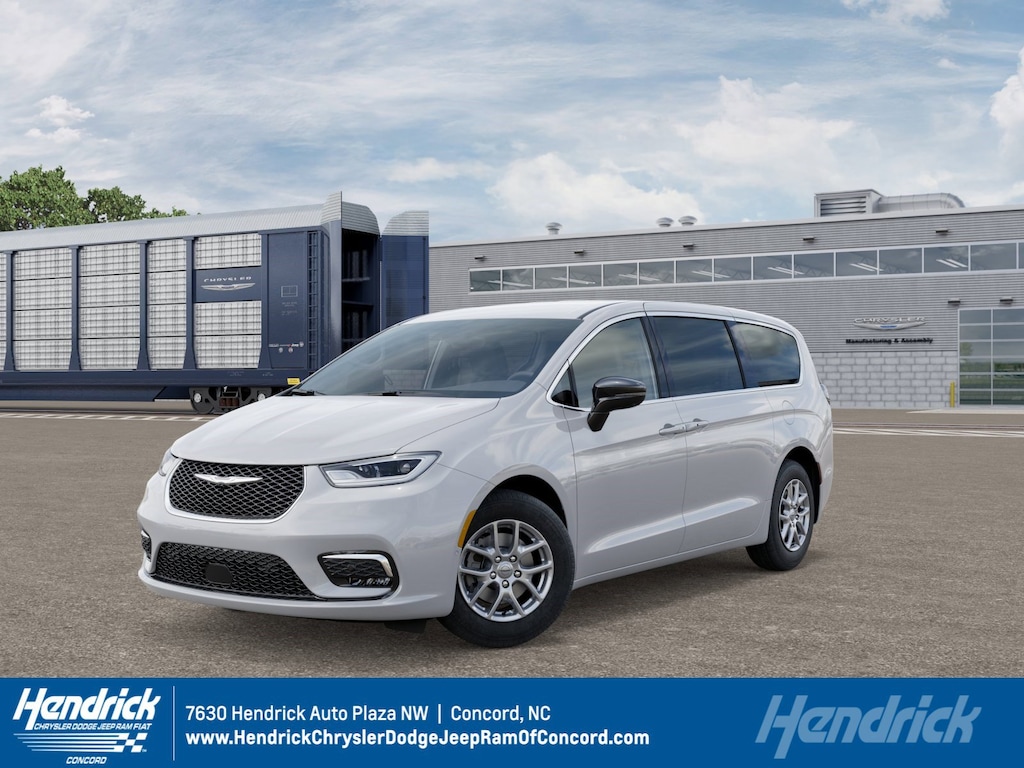 New 2026 Chrysler Pacifica Select Passenger Van