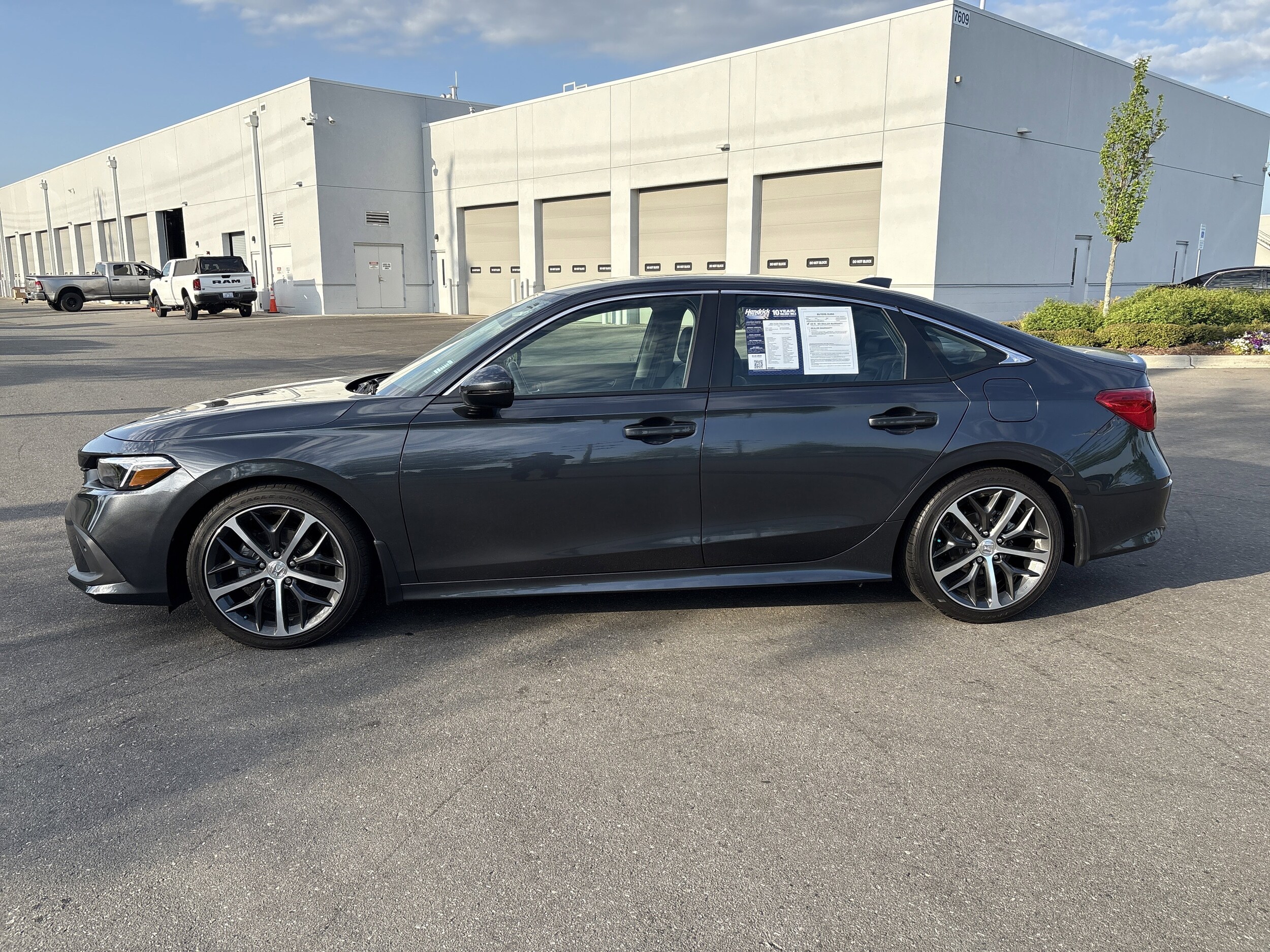 2024 Honda Civic Touring photo 5