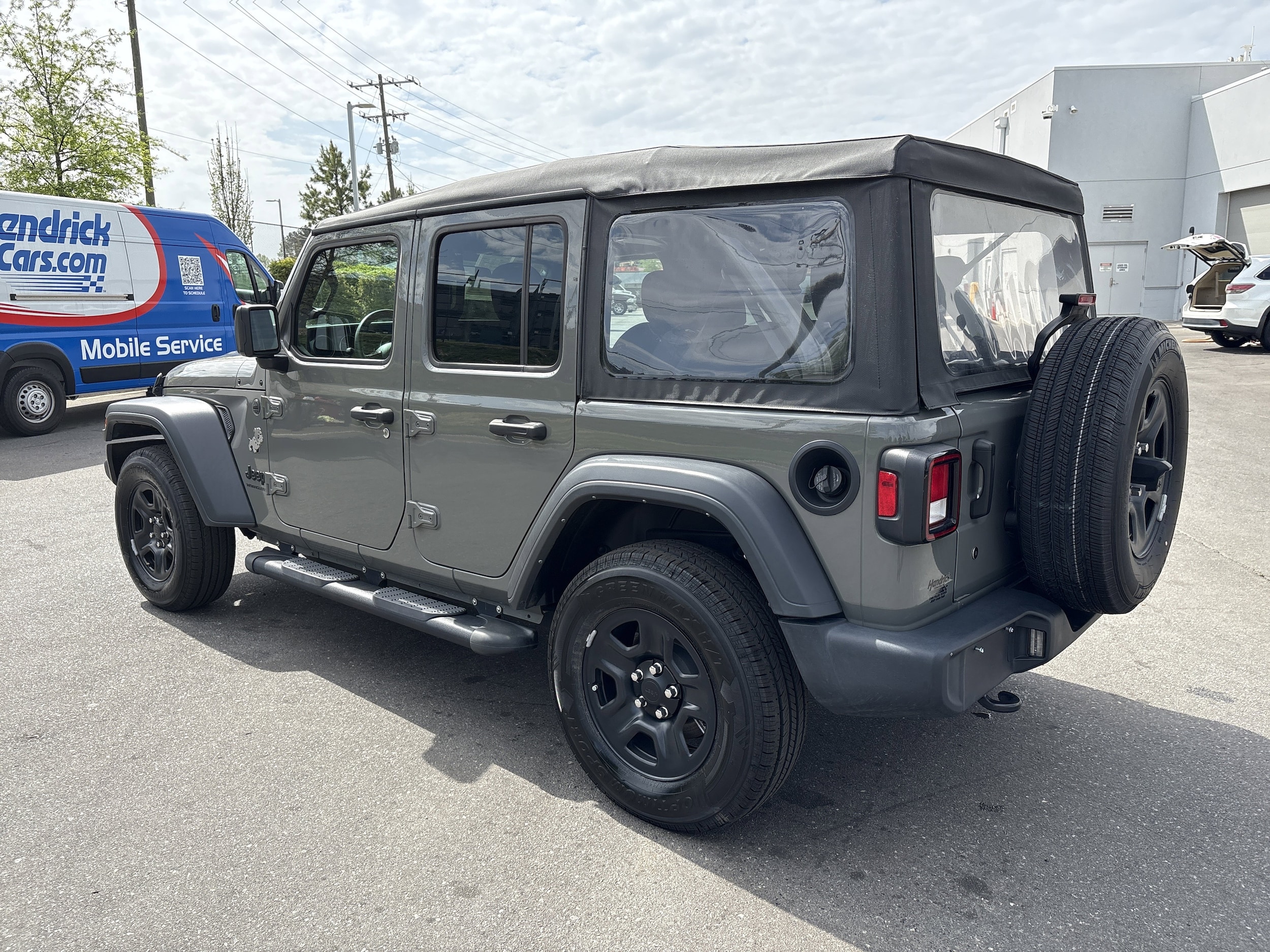 2023 Jeep Wrangler Sport photo 6