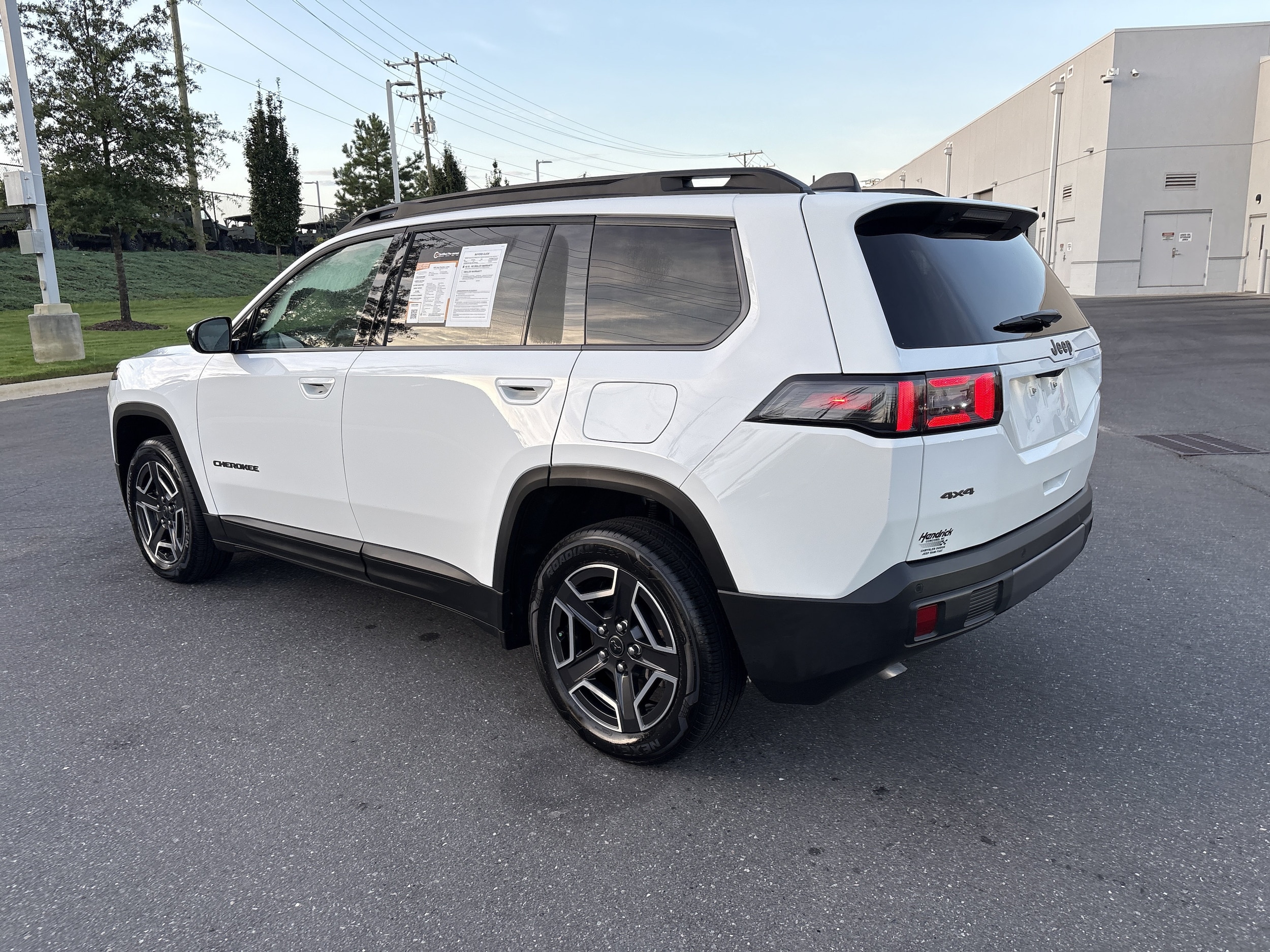 2026 Jeep Cherokee Laredo