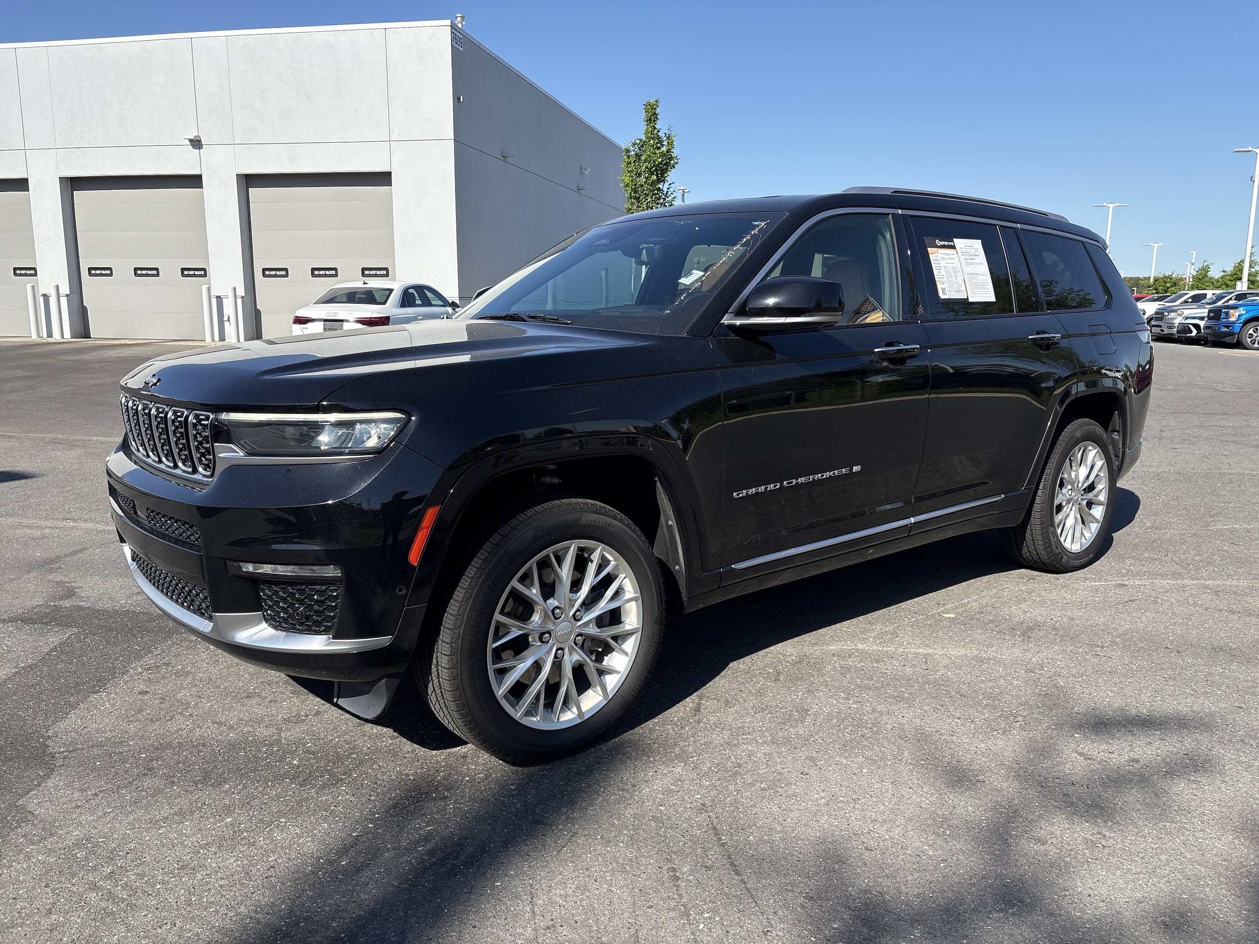2021 Jeep Grand Cherokee L Summit photo 4