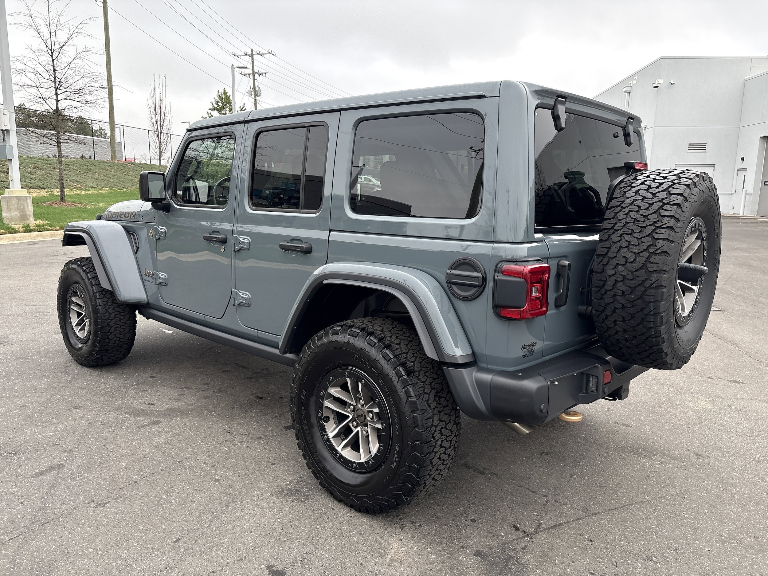 2024 Jeep Wrangler Rubicon 392 photo 6