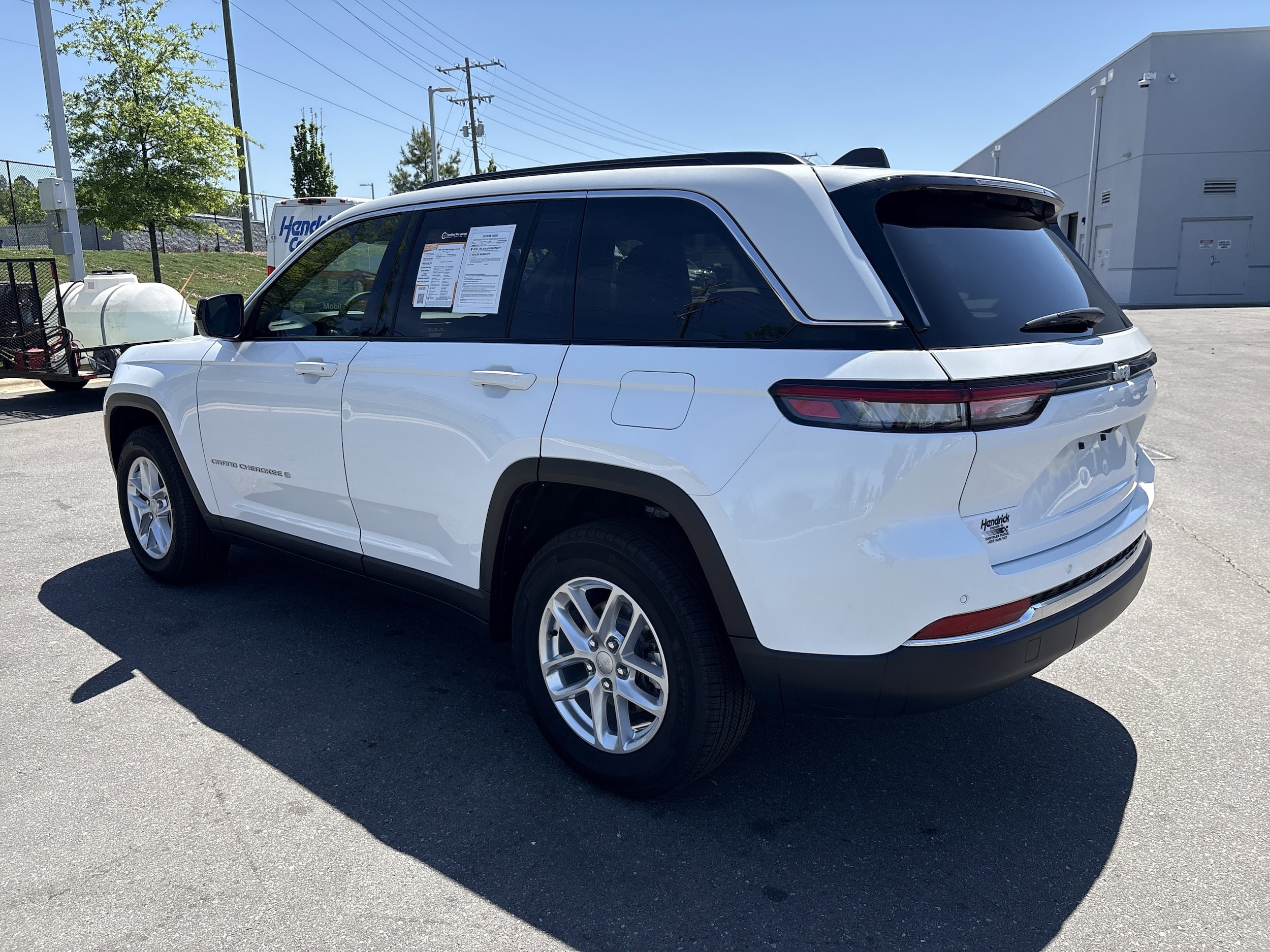 2025 Jeep Grand Cherokee Laredo X photo 5